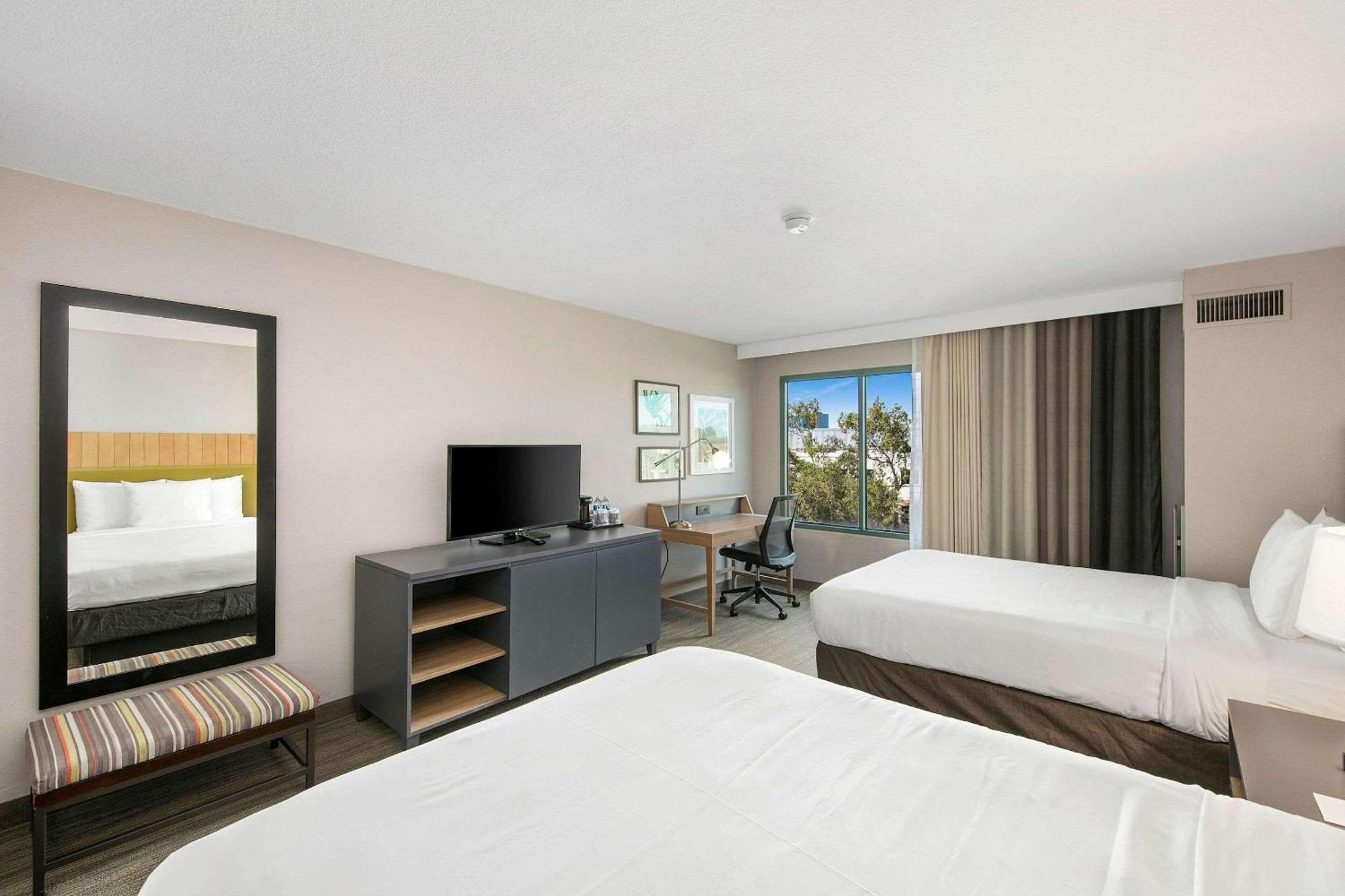 Country Inn & Suites By Radisson, San Diego North, Ca Eksteriør billede
